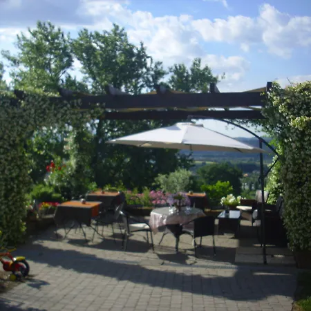 Couette-café Chiara E Benedetta Degli Ulivi