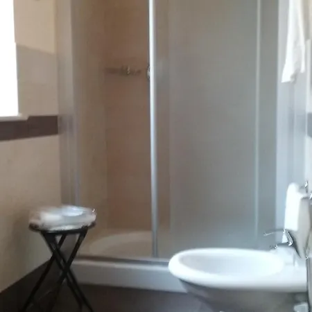 Chiara E Benedetta Degli Ulivi 4*