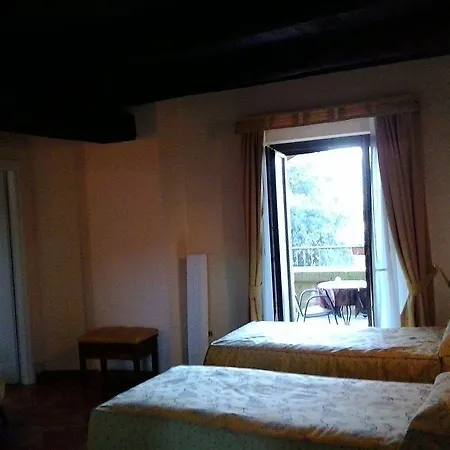 Chiara E Benedetta Degli Ulivi 4*