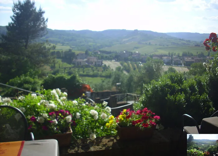 Chiara E Benedetta Degli Ulivi 4* أورفييتو