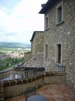Chiara E Benedetta Degli Ulivi Couette-café Orvieto